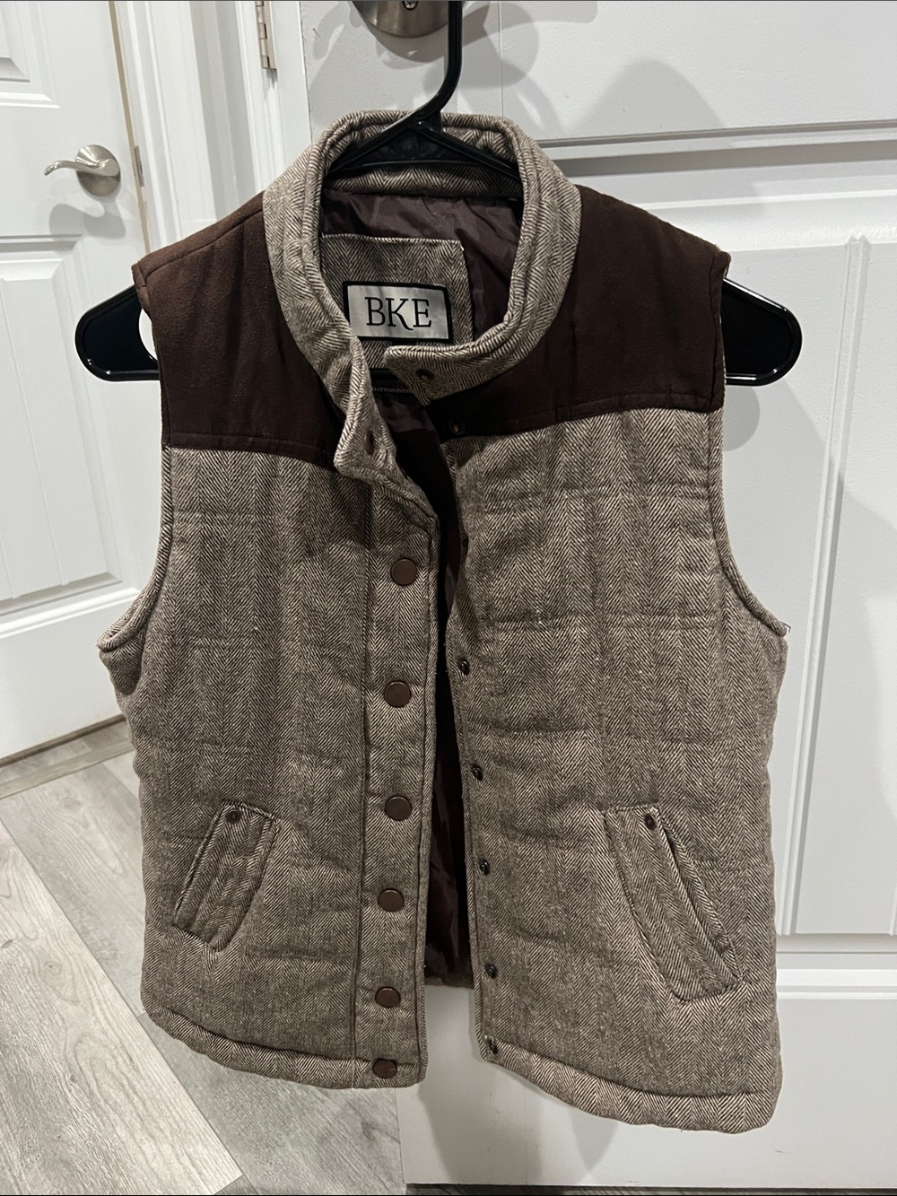 BKE Brown Quilted Herringbone Vest with Dark Brown Yoke
